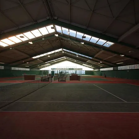 Future Industry Hannover מלון